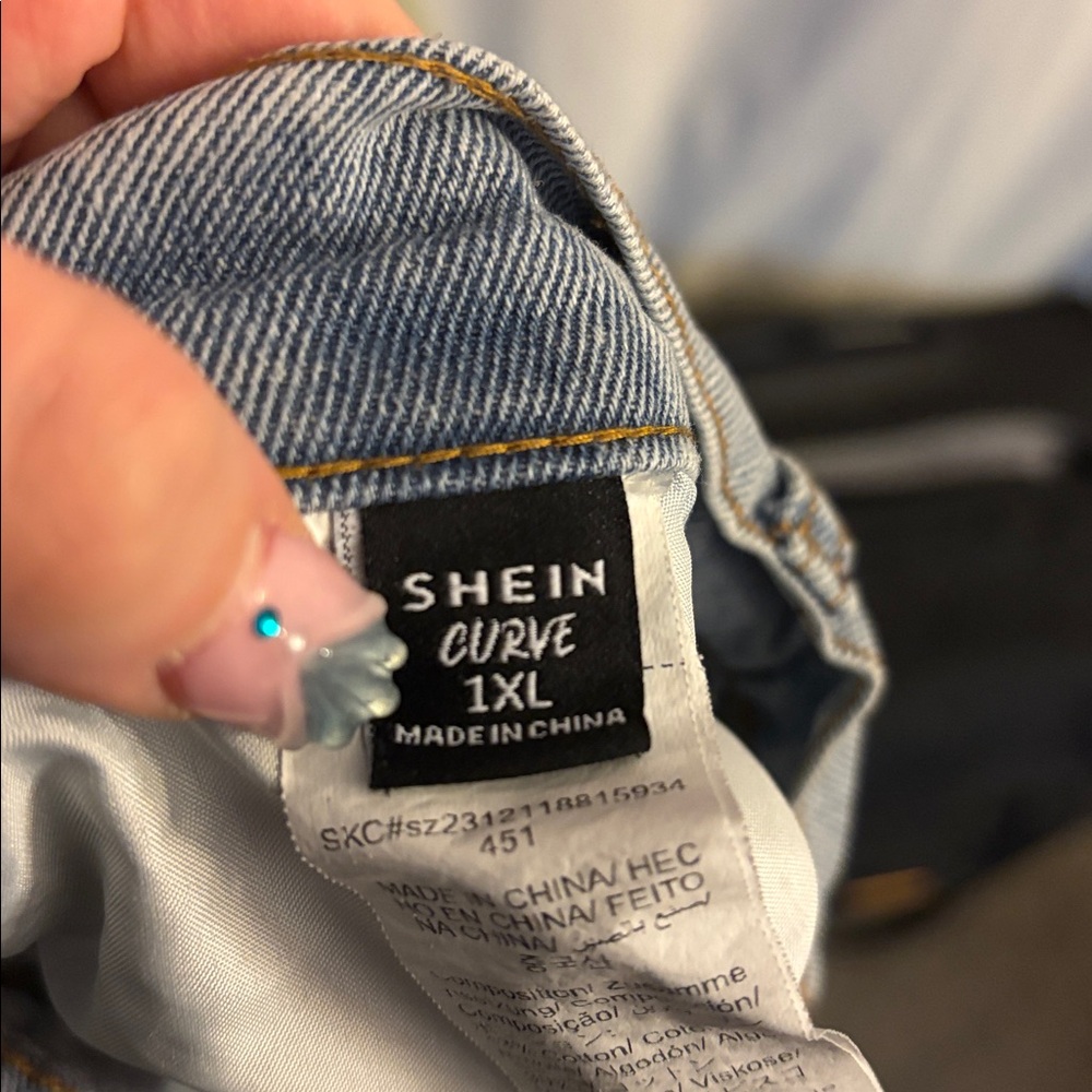 SHEIN Blue Floral Boyfriend Jeans - Picture 2 of 4